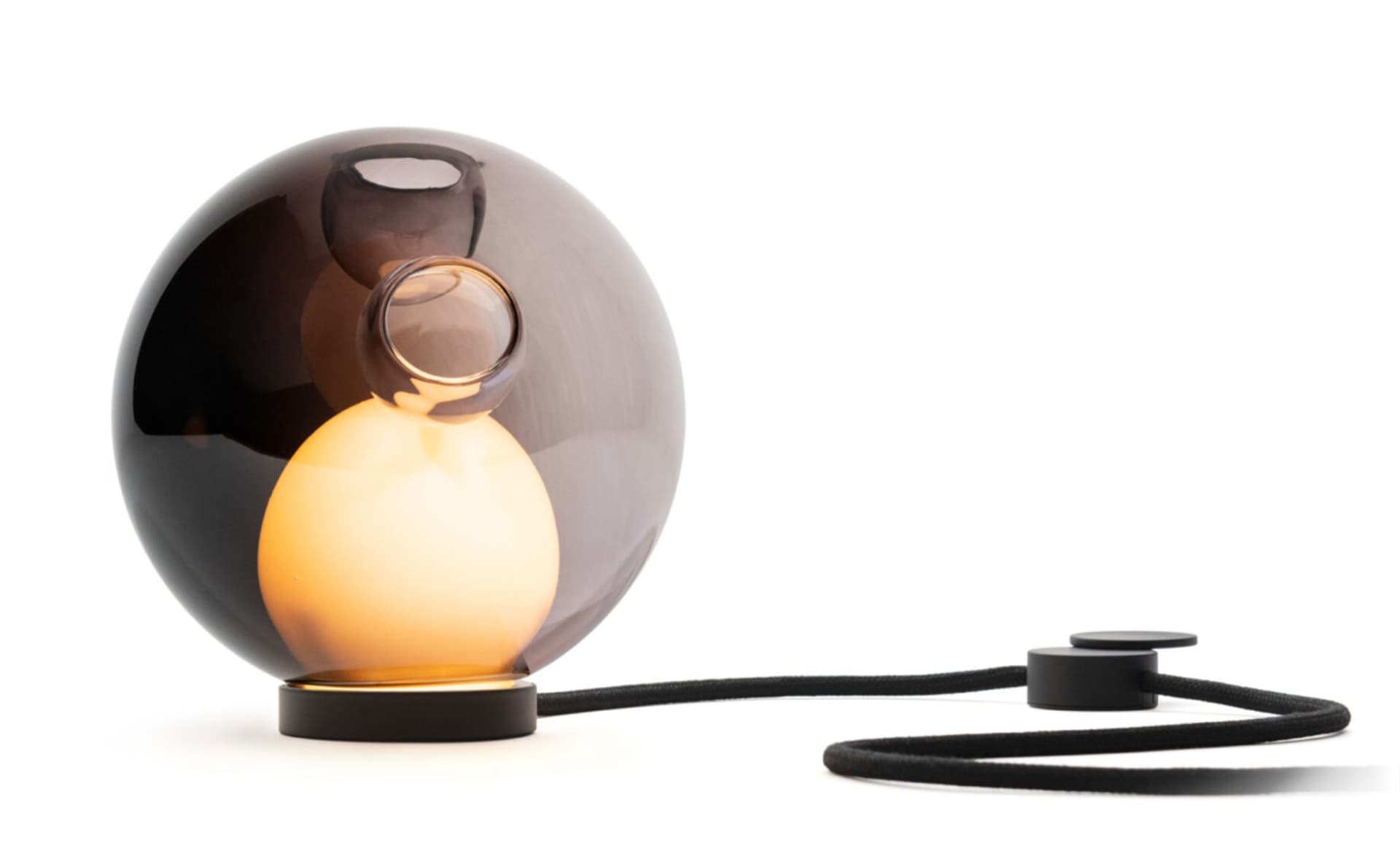 Bocci 28t Table Lamp / LED - 2500K / black / translucent grey 6