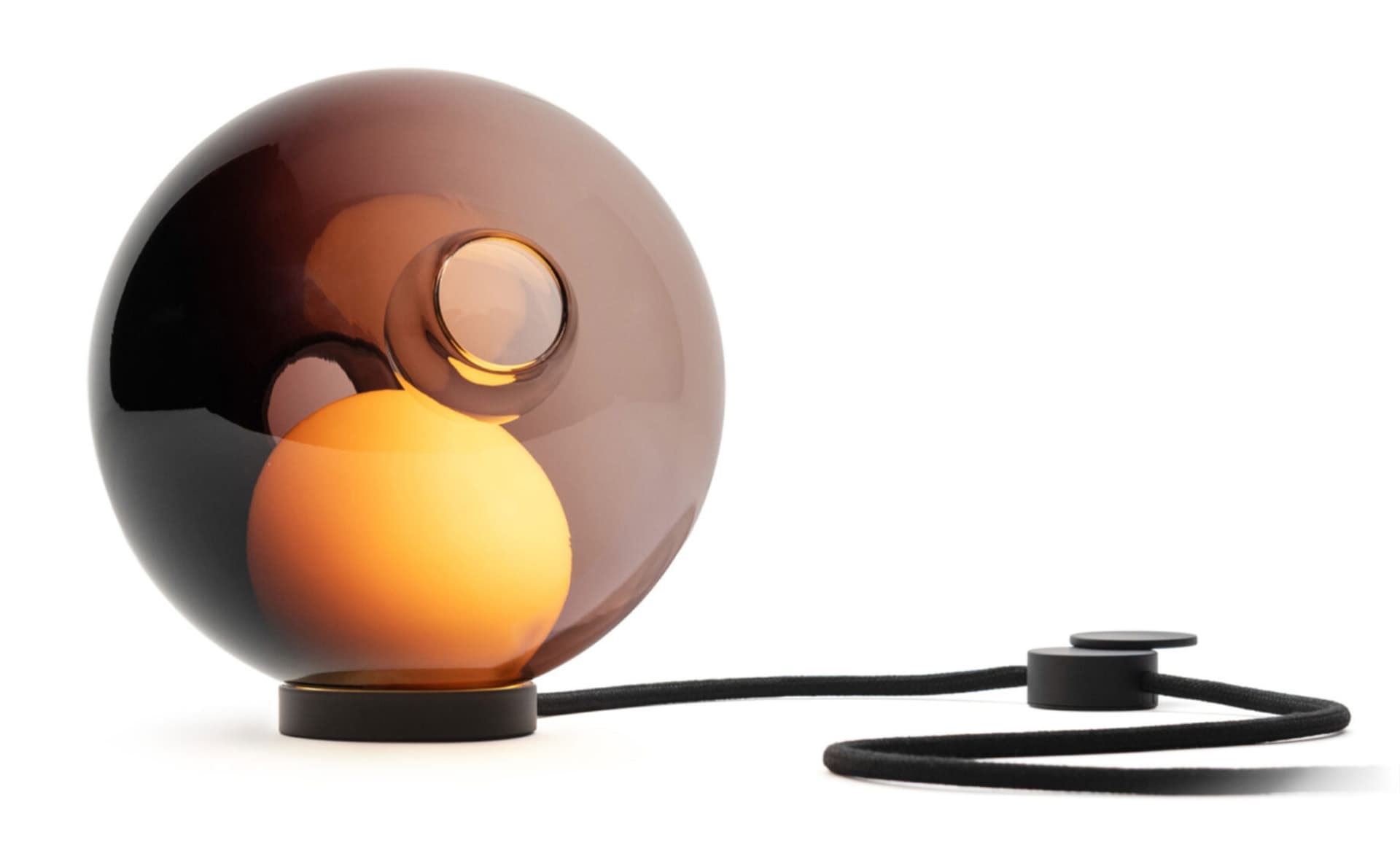 Bocci 28t Table Lamp / LED - 2500K / black / translucent purple 3