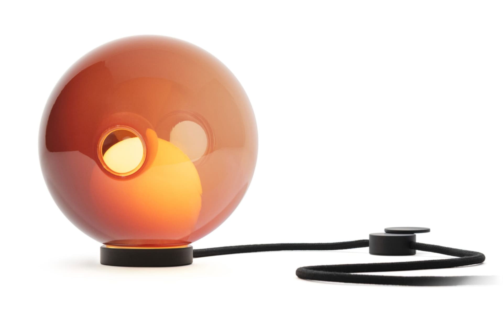 Bocci 28t Table Lamp / LED - 2700K / black / opaque red 2