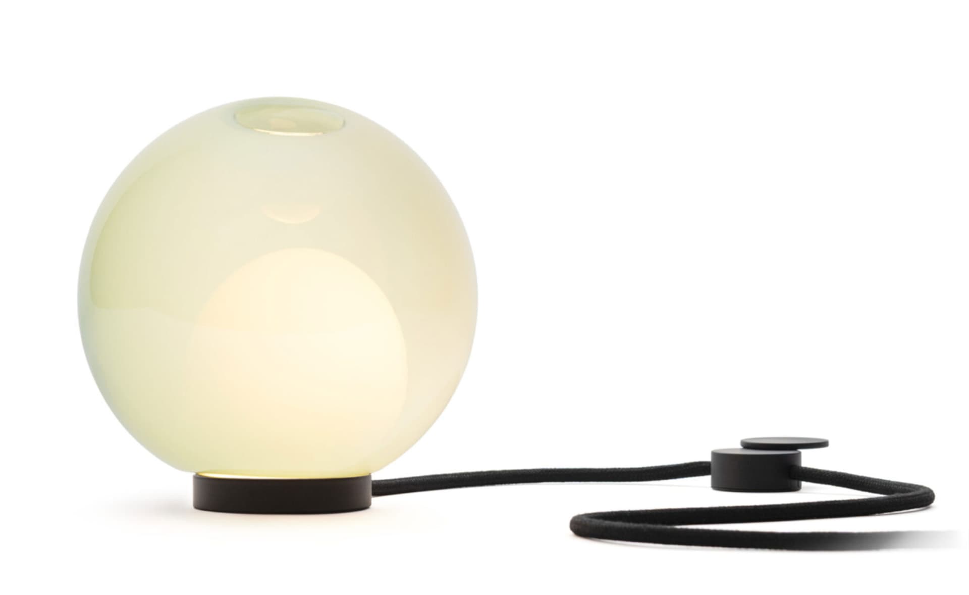 Bocci 28t Table Lamp / LED - 2700K / black / opaque green 4