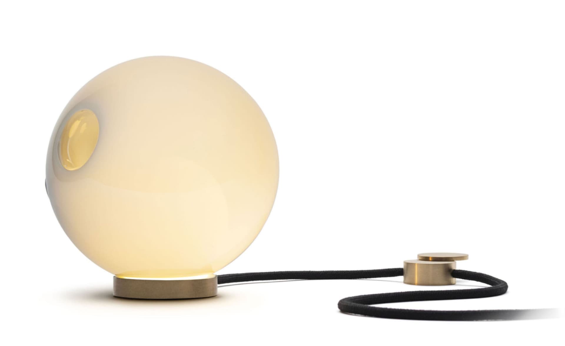 Bocci 28t Table Lamp / LED - 3000K / brass / opaque grey 1