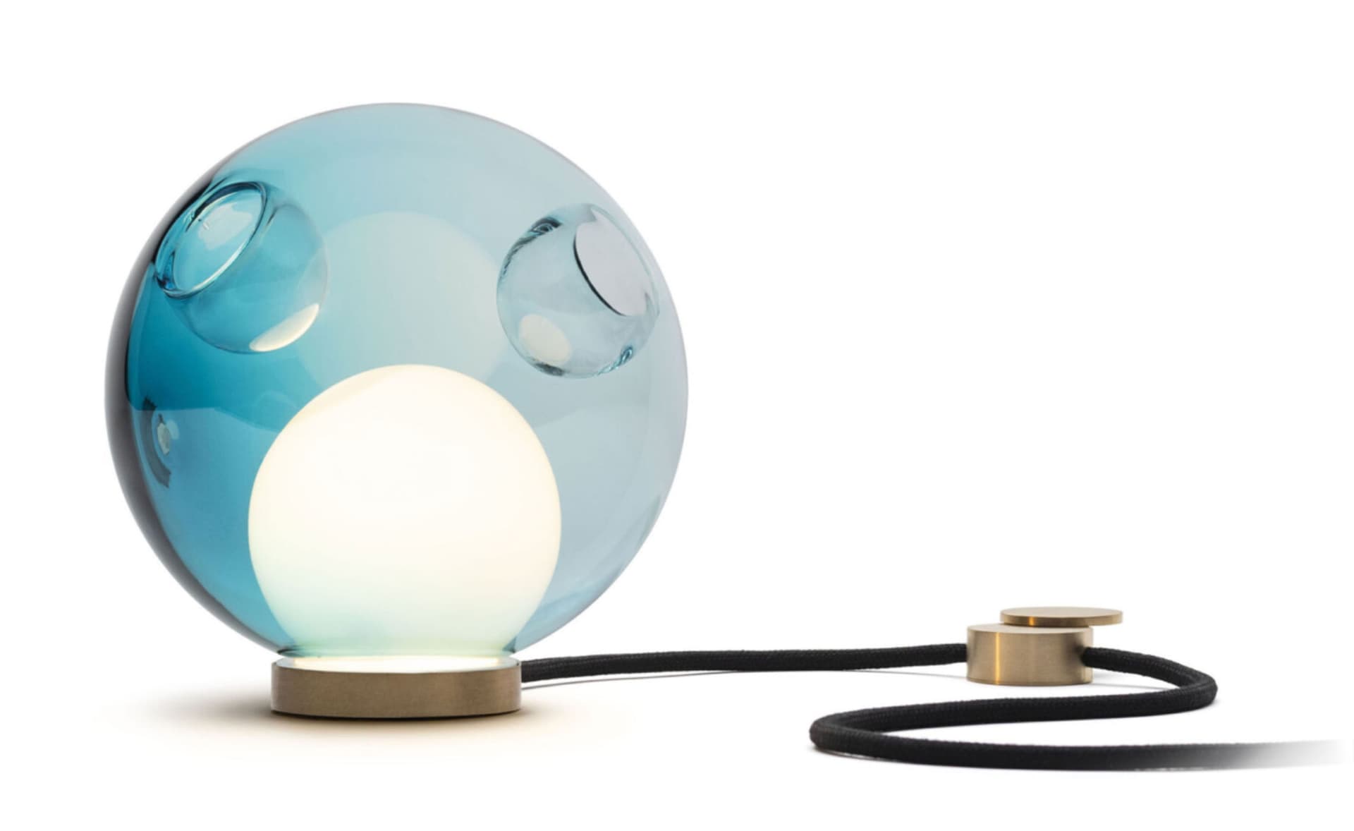 Bocci 28t Table Lamp / LED - 3000K / brass / translucent blue 1