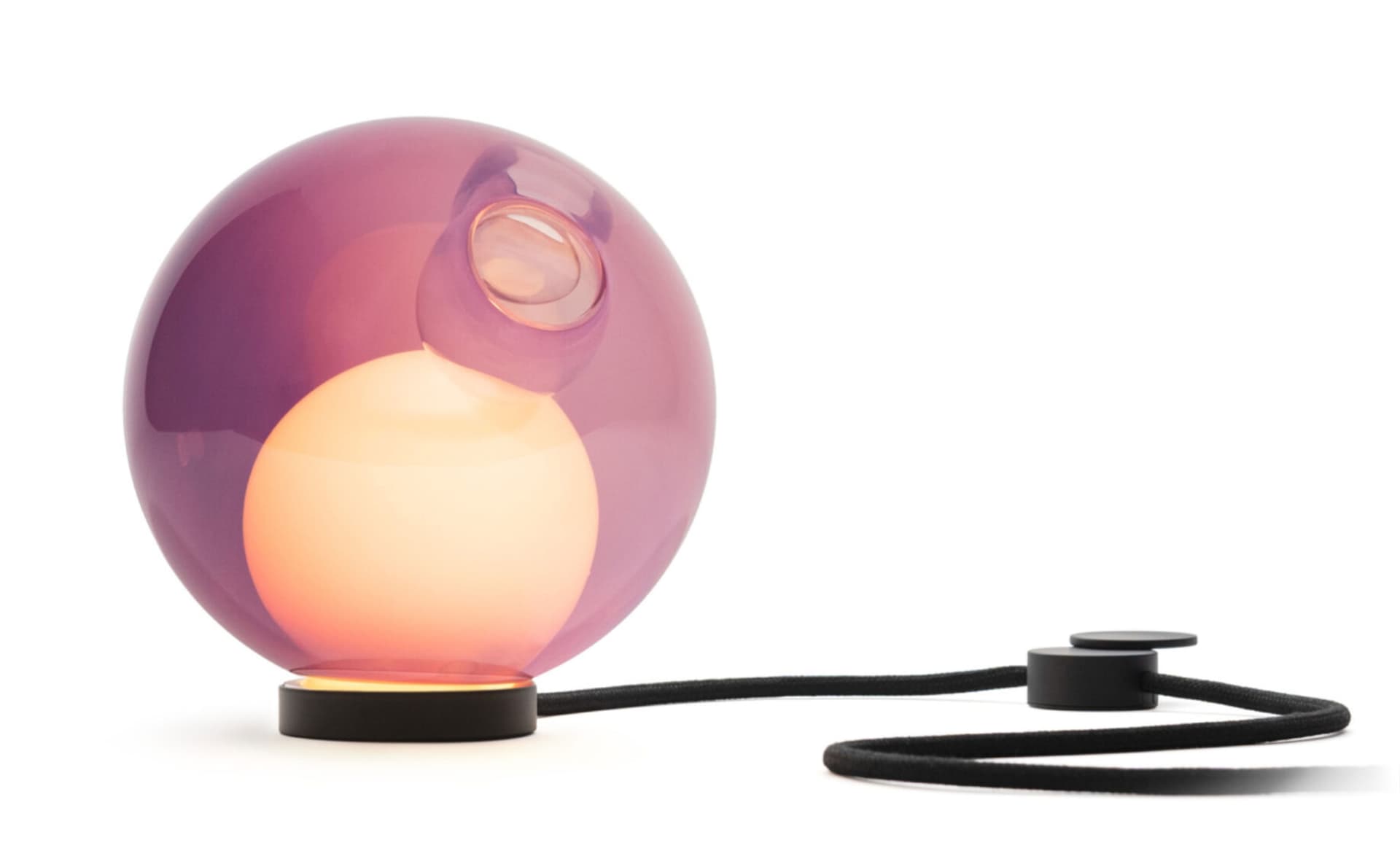 Bocci 28t Table Lamp / LED - 3000K / black / translucent purple 1