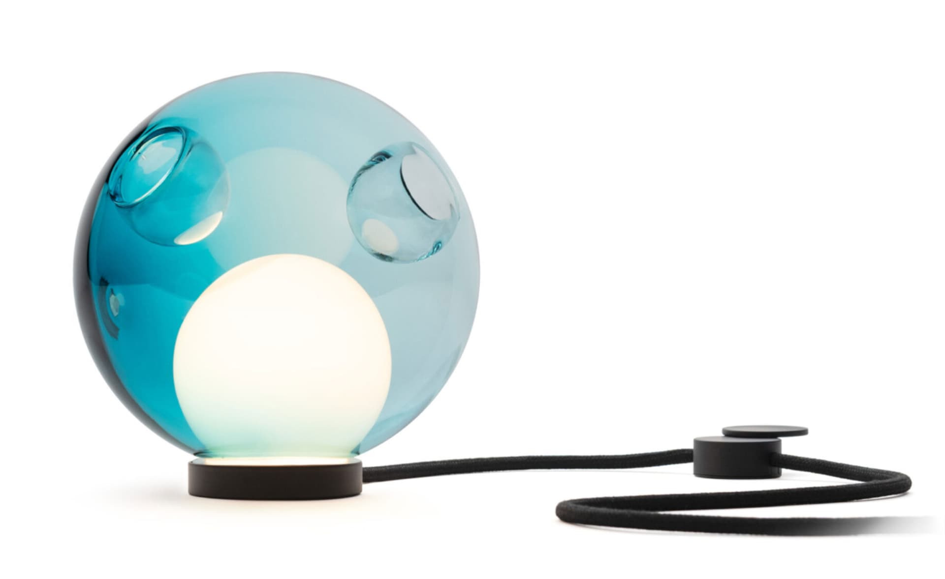 Bocci 28t Table Lamp / LED - 3000K / black / translucent blue 1