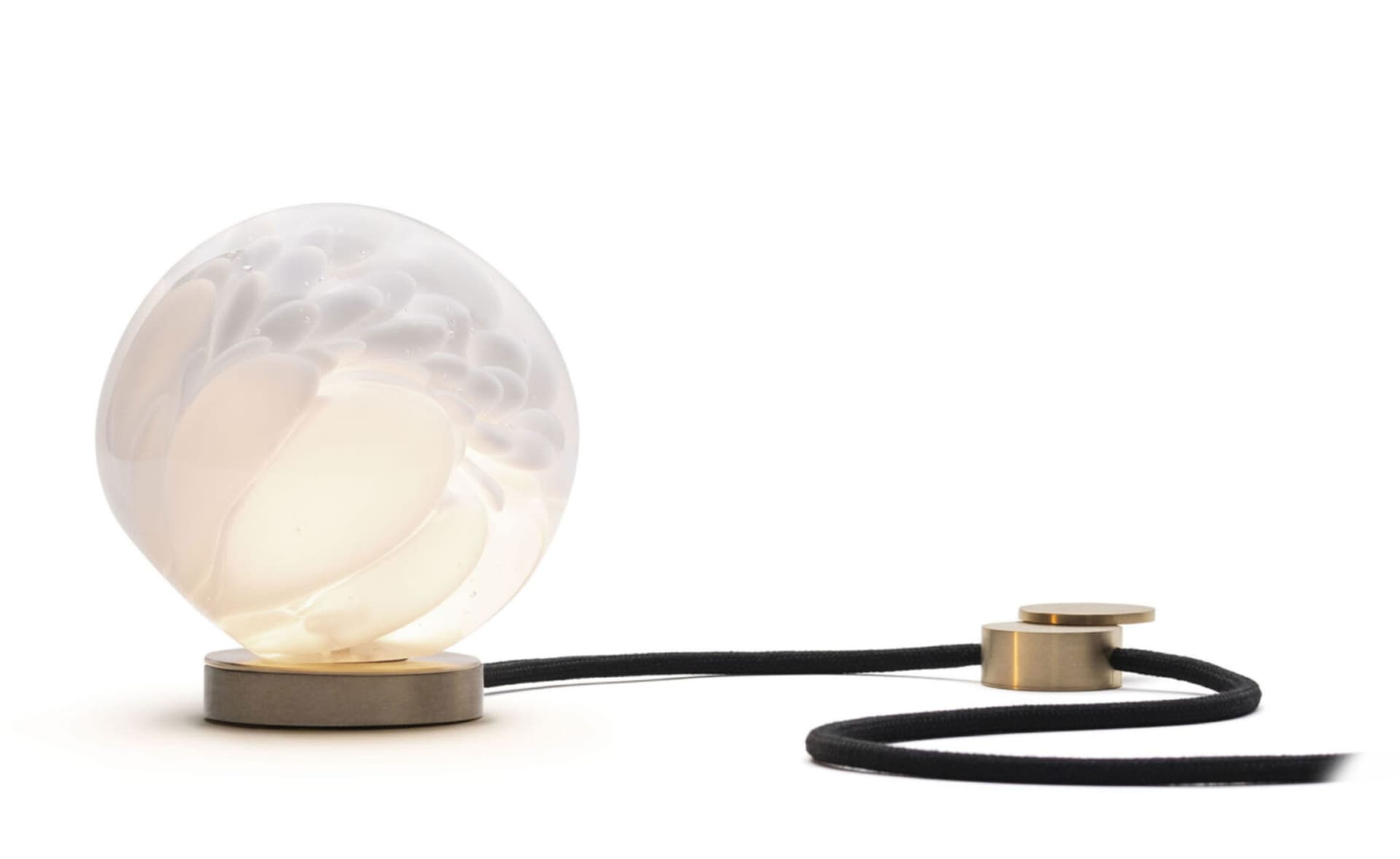 Bocci 118t Table Lamp / LED - 2700K / brass / white